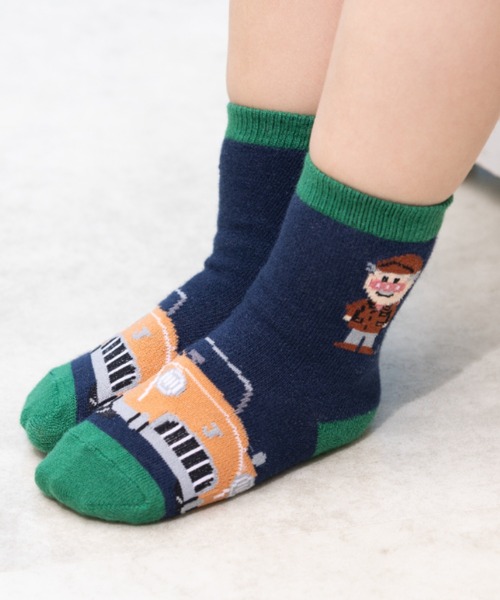 ANPANMAN KIDS COLLECTION(アンパンマンキッズコレクション)の「ジャムおじさんクラシックカー柄ソックス(ソックス/靴下・キッズ・レッド/ネイビー・13-15cm/11-13cm/15-17cm)」の2枚目の写真
