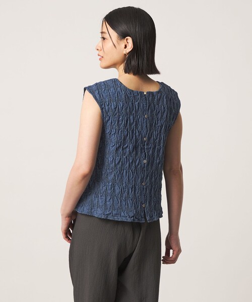A DAY IN THE LIFE UNITED ARROWS(アデイインザライフユナイテッドアローズ)の「コットンシャーリング 2WAYブラウス <A DAY IN THE LIFE>(シャツ/ブラウス・レディース・ブラック/ロイヤルブルー・FREE)」の3枚目の写真