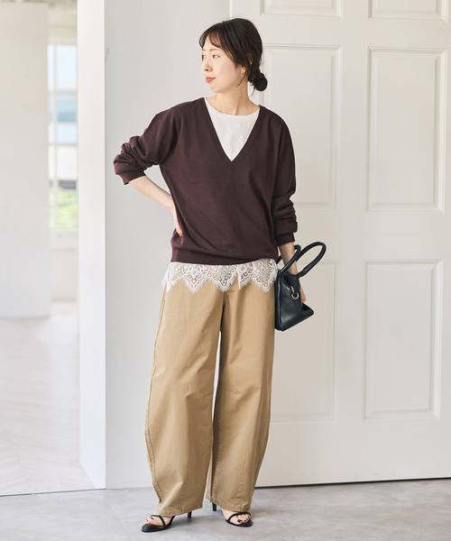 Spick & Span(スピックアンドスパン)の「《手洗い可能》18G Vネックニット(ニット/セーター・レディース・ブラウン系その他/レッド/ネイビー・FREE)」の4枚目の写真