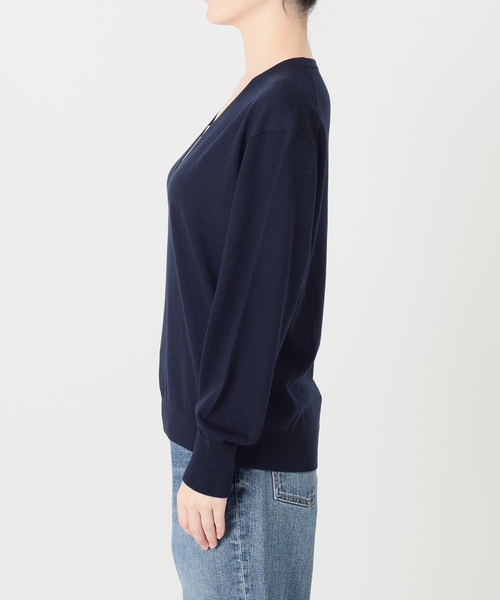 Spick & Span(スピックアンドスパン)の「《手洗い可能》18G Vネックニット(ニット/セーター・レディース・ブラウン系その他/レッド/ネイビー・FREE)」の22枚目の写真