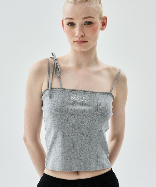 Mardi Mercredi(マルディメクルディ)の「SLEEVELESS EYELET RIBBON DETAIL / スリーブレス アイレット リボン ディテール(キャミソール・レディース・グレー/アイボリー/スカイブルー・FREE)」の2枚目の写真