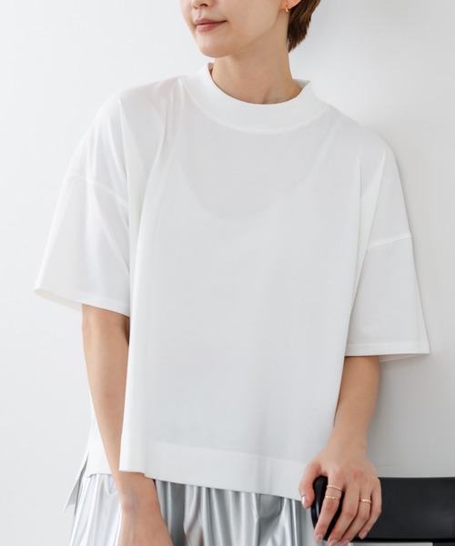 fort point(フォーポイント)の「【C-FORTPOINT/フォートポイント】【ストレッチ性抜群の冷感素材を使用】ハイネック ドロップショルダー5分袖Tシャツ プルオーバー 接触冷感 涼しい 体形カバー サイドスリット(Tシャツ/カットソー・レディース・オフホワイト/イエロー/グレイッシュブルー/ライトグレー/ブラック・FREE)」の2枚目の写真