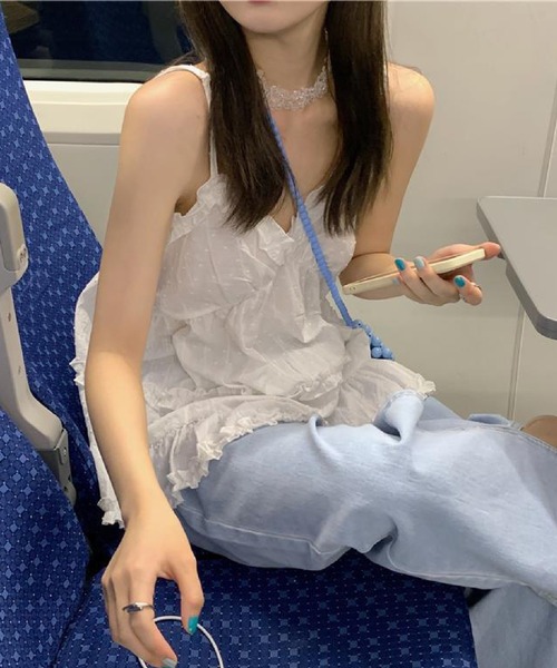 HALEY PESCA(ヘーリーペスカ)の「HALEY PESCA/シアーフリルティアードボリュームキャミソール(キャミソール・レディース・ブラック/ホワイト・FREE)」の7枚目の写真