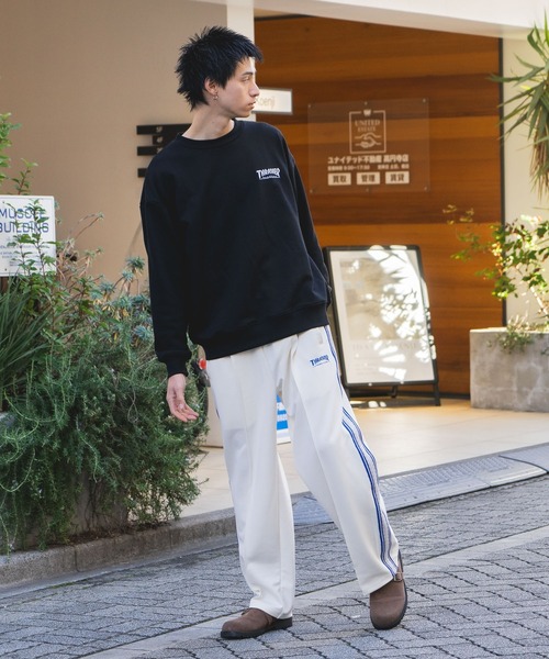 THRASHER(スラッシャー)の「【THRASHER/スラッシャー】【高級感あるジャガードテープが際立つ1本】サイドライン ジャージワイドトラックパンツ ブランドロゴ刺繍 きれいめ ストリート スケーター ユニセックス(その他パンツ・メンズ・ホワイト/ブラック・MEDIUM/LARGE)」の4枚目の写真