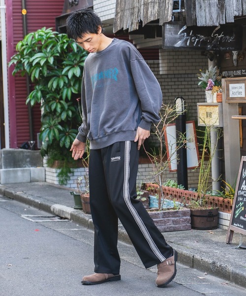 THRASHER(スラッシャー)の「【THRASHER/スラッシャー】【高級感あるジャガードテープが際立つ1本】サイドライン ジャージワイドトラックパンツ ブランドロゴ刺繍 きれいめ ストリート スケーター ユニセックス(その他パンツ・メンズ・ホワイト/ブラック・MEDIUM/LARGE)」の14枚目の写真
