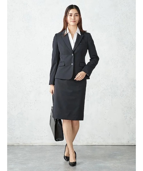 Perfect Suit FActory(パーフェクトスーツファクトリー)の「シルク混リクルートスーツ タイトスカート 無地(スカート・レディース・ブラック・17号/19号)」の9枚目の写真