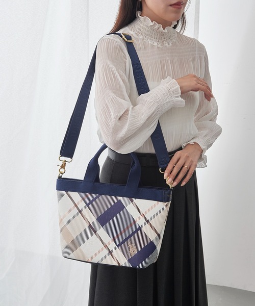 U.S. POLO ASSN.(ユーエスポロアッスン)の「【U.S. POLO ASSN.】シュリンク 2WAYトートバッグ ショルダーバッグ USPA-2676(トートバッグ・レディース・グレー系2/ピンク系その他2/グレー/ブラウン系2/ピンク/ネイビー系2/ブラック/キャメル/ネイビー/ブラック系2/ベージュ・FREE)」の9枚目の写真