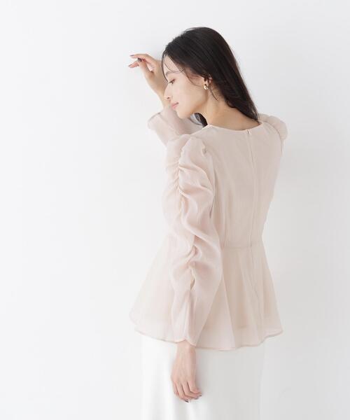NATURAL BEAUTY BASIC(ナチュラルビューティーベーシック)の「シアーペプラムブラウス(シャツ/ブラウス・レディース・ホワイト系その他/ダークブラウン/ベージュ・SMALL/MEDIUM)」の14枚目の写真