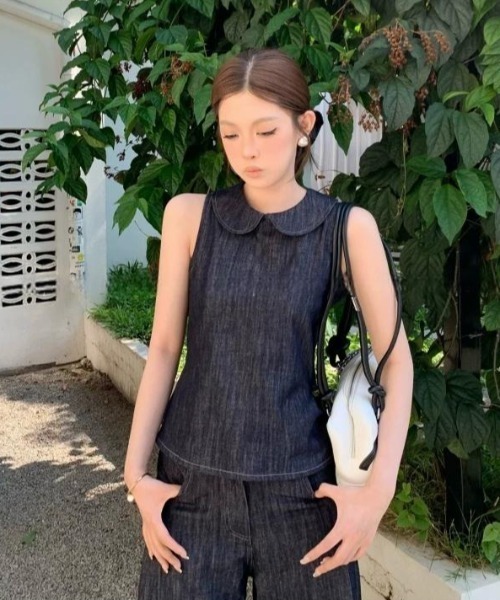 FAVORITO(ファヴォリート)の「デニムノースリーブトップスワイドパンツセットアップ(セットアップ・レディース・ダークブルー・L/M/S)」の10枚目の写真