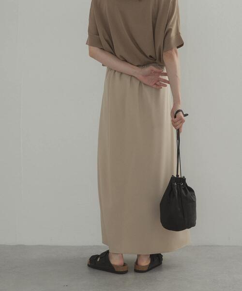 URBAN RESEARCH DOORS(アーバンリサーチドアーズ)の「ウエスト釦バイアススカート(スカート・レディース・ブラック/ベージュ・SMALL/MEDIUM)」の15枚目の写真