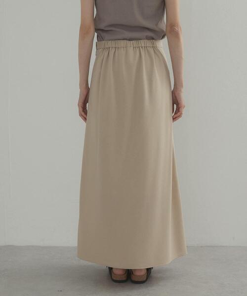 URBAN RESEARCH DOORS(アーバンリサーチドアーズ)の「ウエスト釦バイアススカート(スカート・レディース・ブラック/ベージュ・SMALL/MEDIUM)」の10枚目の写真