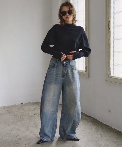 HANNE(アン)の「ワイドカーブデニムパンツ(デニムパンツ・レディース・ブルー・M/S)」の15枚目の写真
