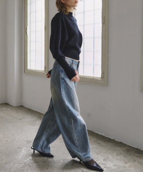 HANNE(アン)の「ワイドカーブデニムパンツ(デニムパンツ・レディース・ブルー・M/S)」の14枚目の写真