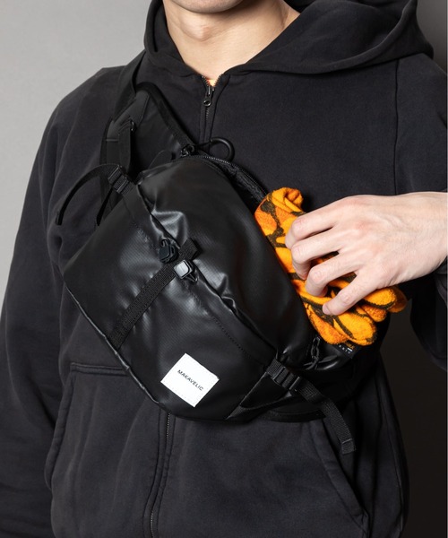 MAKAVELIC(マキャベリック)の「【es】【MAKAVELIC】Forest Waist Bag(ボディバッグ/ウエストポーチ・メンズ・ブラック・FREE)」の11枚目の写真
