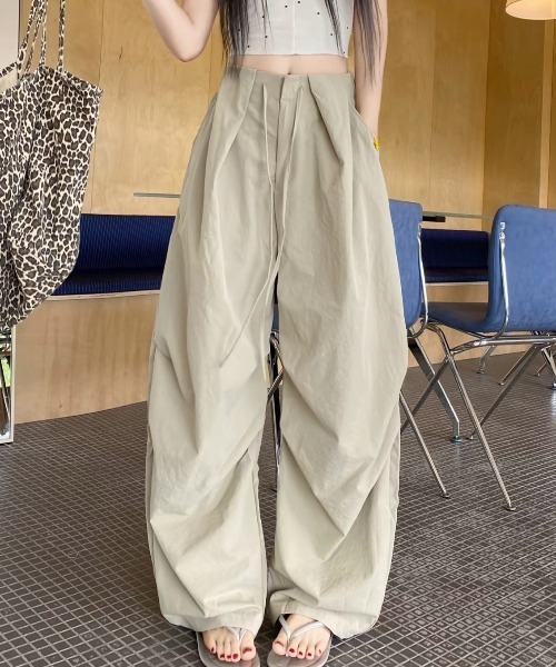 ampm（エーエムピーエム）の「タックバルーンワイドパンツ（その他パンツ・レディース・カーキ・M/S）」の7枚目の写真