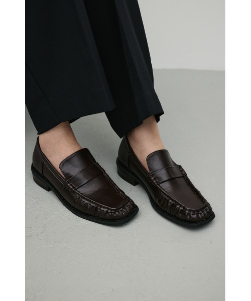 STYLEMIXER(スタイルミキサー)の「スクエアギャザーローファー(ローファー・レディース・ブラック/ブラウン・LL/SMALL/MEDIUM/LARGE)」の1枚目の写真
