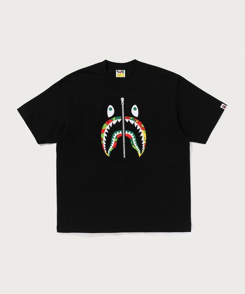 A BATHING APE(アベイシングエイプ)の「STA CAMO SHARK FACE RELAXED FIT TEE(Tシャツ/カットソー・メンズ・ホワイト/ブラック/サックスブルー・SMALL/X-LARGE/XX-LARGE/LARGE/MEDIUM)」の1枚目の写真