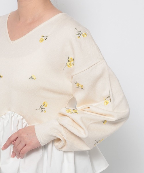 mysty woman(ミスティウーマン)の「刺繍ペプラムトップス 1077977(ニット/セーター・レディース・アイボリー/ブラック・FREE)」の17枚目の写真