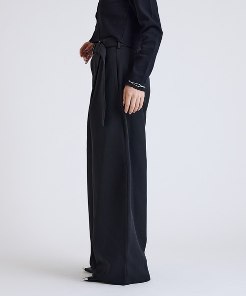 Lui's(ルイス)の「ベルテッドダブルクロスカーブパンツ(スラックス・レディース・チャコールグレー/ブラック・36/38)」の4枚目の写真