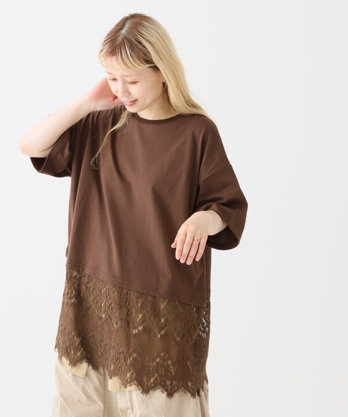 HEART MARKET(ハートマーケット)の「裾レースドッキングチュニック(Tシャツ/カットソー・レディース・ダークブラウン/グレイッシュベージュ/ホワイト/ブラック系/ブラック・FREE)」の4枚目の写真