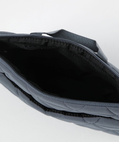 THE NORTH FACE(ザノースフェイス)の「【THE NORTH FACE(ザ・ノース・フェイス)】Geo Face Pouch(ショルダーバッグ・レディース・グレー/ブラック/アイボリー・FREE)」の16枚目の写真