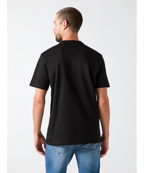 Guess(ゲス)の「BOX Logo Embossed Tee Tシャツ ロゴTシャツ(Tシャツ/カットソー・メンズ・ホワイト/ブラック・MEDIUM/X-LARGE/LARGE/SMALL)」の10枚目の写真