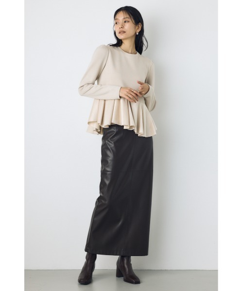 AZUL by moussy(アズールバイマウジー)の「ベロアフリルヘムカットトップス 秋服 冬服 春服 ペプラムトップス 体系カバー オケージョン(Tシャツ/カットソー・レディース・ネイビー/ブラック/ライトベージュ・FREE)」の16枚目の写真