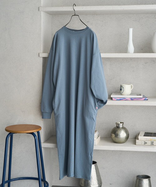 FREAK'S STORE(フリークスストア)の「限定展開 USAコットン ビッグ シルエット ロングスリーブ ワンピース(ワンピース・レディース・ネイビー/ブラック/ダークブラウン/ナチュラル/ストライプ/ワイン/オリーブ/ブルー・MEDIUM/SMALL)」の21枚目の写真
