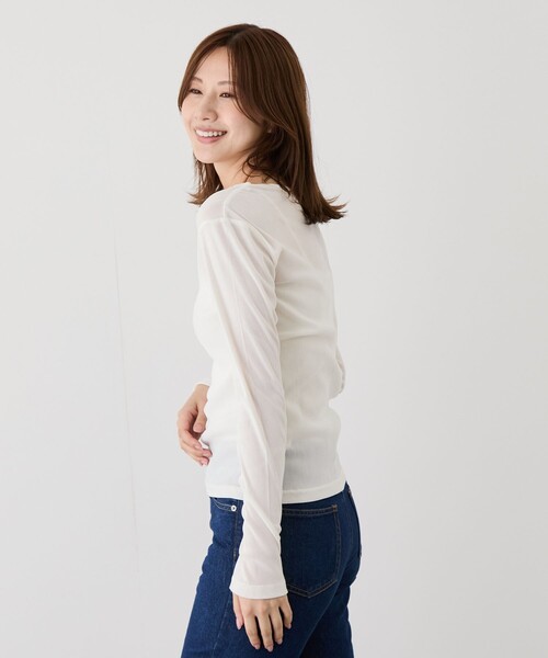 Jayro（ジャイロ）の「シアーベロア長袖Tシャツ（Tシャツ/カットソー・レディース・ダークブラウン/チャコールグレー/ブラック・M）」の17枚目の写真