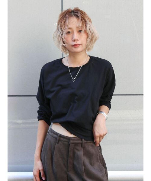 Ungrid(アングリッド)の「ラウンドロングスリーブTee(Tシャツ/カットソー・レディース・オフホワイト/ライトグレー/イエロー/ブラック・FREE)」の2枚目の写真