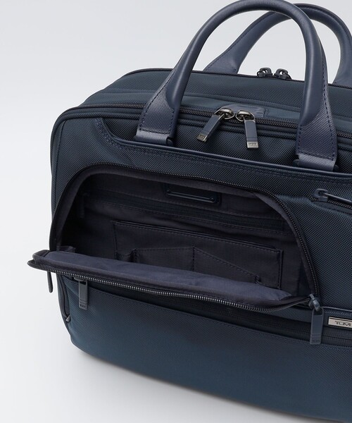 SHIPS(シップス)の「【SHIPS別注】TUMI: ALPHA ミディアム 15インチ エクスパンダブル ブリーフケース(ビジネスバッグ・メンズ・ネイビー・ONE SIZE)」の10枚目の写真