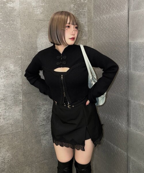 Mavie..7(メヴィセットゥ)の「【Mavie..7】チャイナボタンデザインプルオーバー(ニット/セーター・レディース・ボルドー/ブラック/ネイビー・FREE)」の4枚目の写真