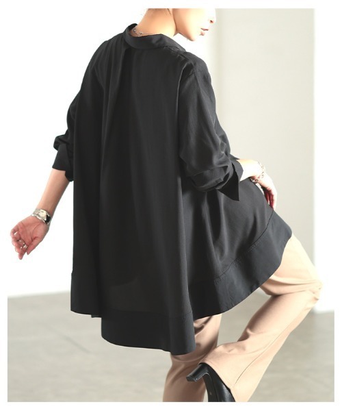 Sawa a la mode(サワアラモード)の「テールヘムフレアブラウス(シャツ/ブラウス・レディース・ブラック/オフホワイト・FREE)」の8枚目の写真