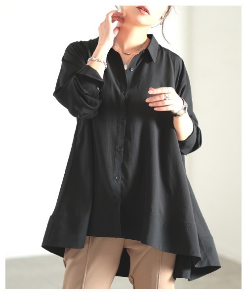 Sawa a la mode(サワアラモード)の「テールヘムフレアブラウス(シャツ/ブラウス・レディース・ブラック/オフホワイト・FREE)」の12枚目の写真