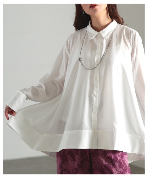 Sawa a la mode(サワアラモード)の「テールヘムフレアブラウス(シャツ/ブラウス・レディース・ブラック/オフホワイト・FREE)」の18枚目の写真
