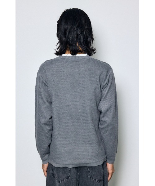 AZUL by moussy（アズールバイマウジー）の「【これ1つでコーデ完成】レイヤードニット&カットソートップス2点セット　秋服　冬服　春服　ロンT　無地　マシンウォッシャブル　洗濯機◎（ニット/セーター・メンズ・ブルー/グレー/ブラック・LARGE/MEDIUM）」の21枚目の写真