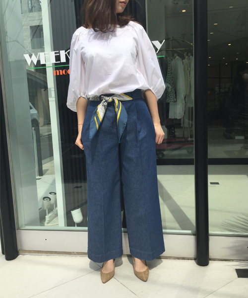 FORDMILLS(フォードミルズ)の「FORDMILLS / ワイドライトデニム(デニムパンツ・レディース・ブルー/インディゴブルー・38/34/36)」の1枚目の写真