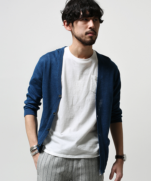 NANO universe(ナノユニバース)の「フレンチリネンVカーデ 7/S(カーディガン/ボレロ・メンズ・ブラック/ブルーグリーン/ネイビー/グレー・SMALL/LARGE/X-LARGE/MEDIUM)」の4枚目の写真