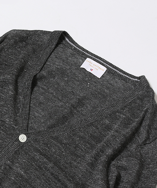 NANO universe(ナノユニバース)の「フレンチリネンVカーデ 7/S(カーディガン/ボレロ・メンズ・ブラック/ブルーグリーン/ネイビー/グレー・SMALL/LARGE/X-LARGE/MEDIUM)」の6枚目の写真