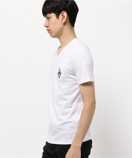 VENCEEXCHANGE（ヴァンスエクスチェンジ）の「ポケットオルテガ半袖T     （Tシャツ/カットソー・メンズ・ブラック/オフホワイト・MEDIUM/SMALL/LARGE）」の3枚目の写真