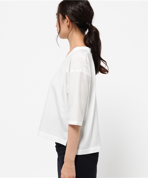 NATURAL BEAUTY BASIC（ナチュラルビューティーベーシック）の「タンブラーブラウス（シャツ/ブラウス・レディース・ホワイト系その他・SMALL/MEDIUM）」の3枚目の写真