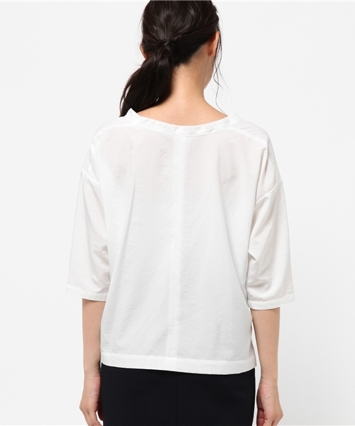NATURAL BEAUTY BASIC（ナチュラルビューティーベーシック）の「タンブラーブラウス（シャツ/ブラウス・レディース・ホワイト系その他・SMALL/MEDIUM）」の4枚目の写真