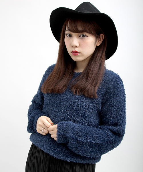 PUNYUS（プニュズ）の「シャギーセーター（ニット/セーター・レディース・ブラック/ブルー/ダークベージュ・1/4/3/2）」の3枚目の写真