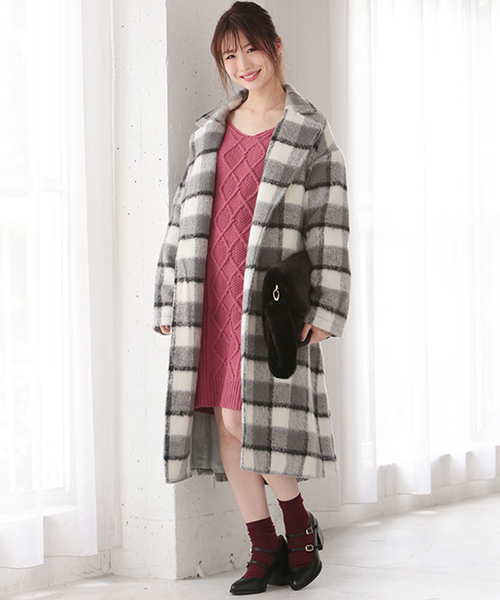 one after another NICE CLAUP（ワンアフターアナザーナイスクラップ）の「ケーブルニットワンピ（ワンピース・レディース・ブラウン/ピンク/アイボリー/ブラック・FREE）」の7枚目の写真