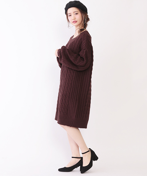 one after another NICE CLAUP（ワンアフターアナザーナイスクラップ）の「ケーブルニットワンピ（ワンピース・レディース・ブラウン/ピンク/アイボリー/ブラック・FREE）」の10枚目の写真