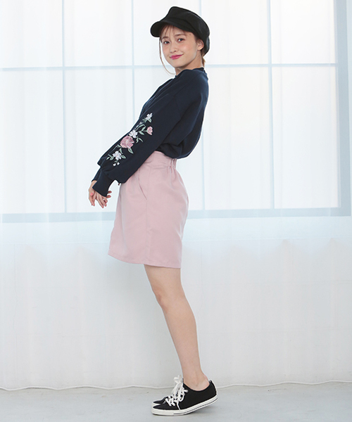 one after another NICE CLAUP（ワンアフターアナザーナイスクラップ）の「袖刺繍裏毛プルオーバー（Tシャツ/カットソー・レディース・トップグレー/アイボリー/ネイビー・FREE）」の6枚目の写真