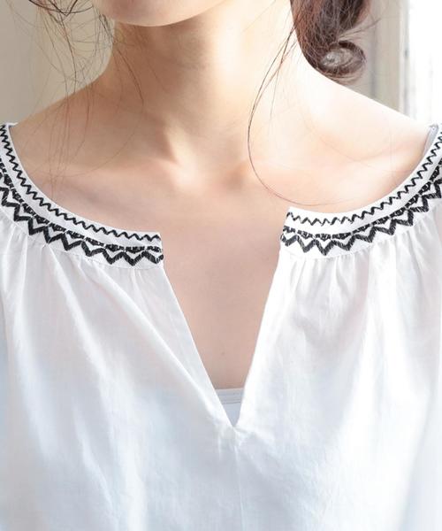 coen(コーエン)の「【『リンネル』2017/6月号掲載・Market】コットンエンブロイダリーブラウス(シャツ/ブラウス・レディース・ホワイト/ロイヤルブルー・FREE)」の12枚目の写真