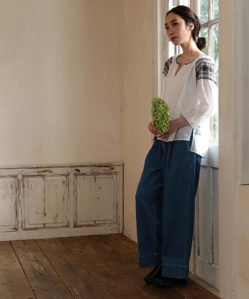 coen(コーエン)の「【『リンネル』2017/6月号掲載・Market】コットンエンブロイダリーブラウス(シャツ/ブラウス・レディース・ホワイト/ロイヤルブルー・FREE)」の5枚目の写真