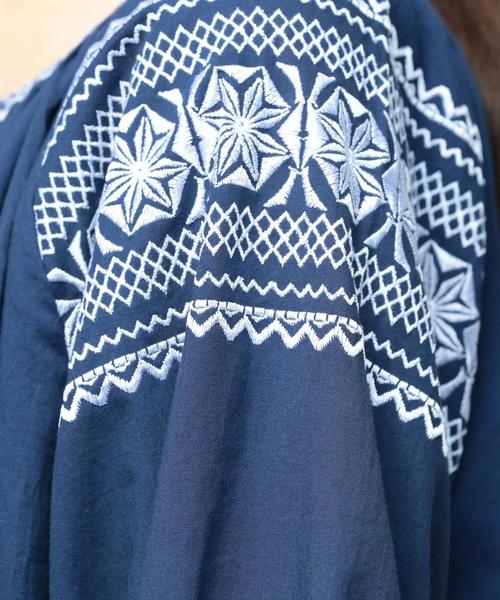 coen(コーエン)の「【『リンネル』2017/6月号掲載・Market】コットンエンブロイダリーブラウス(シャツ/ブラウス・レディース・ホワイト/ロイヤルブルー・FREE)」の8枚目の写真