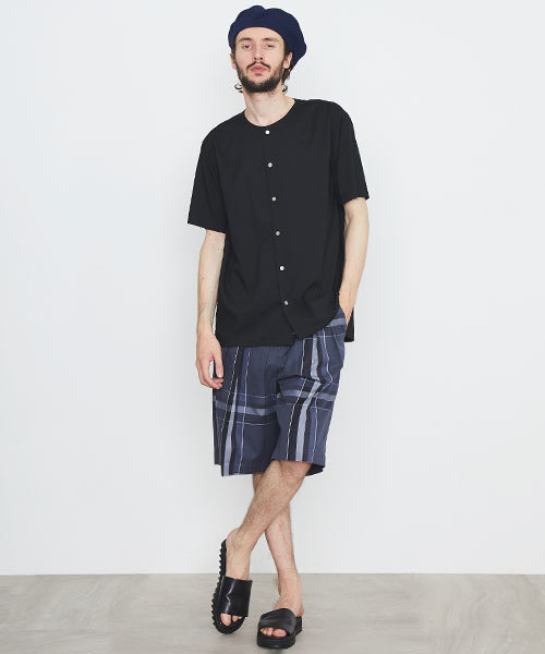 UNITED TOKYO（ユナイテッドトウキョウ）の「ノーカラーシャツ（シャツ/ブラウス・メンズ・ブラック/オフホワイト/ピンク・3/1/2）」の11枚目の写真